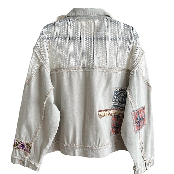 POL Patchwork Lace Oversized Denim Jacket Light Wash Bohemian Frayed Edge Large - Picture 3 of 15
